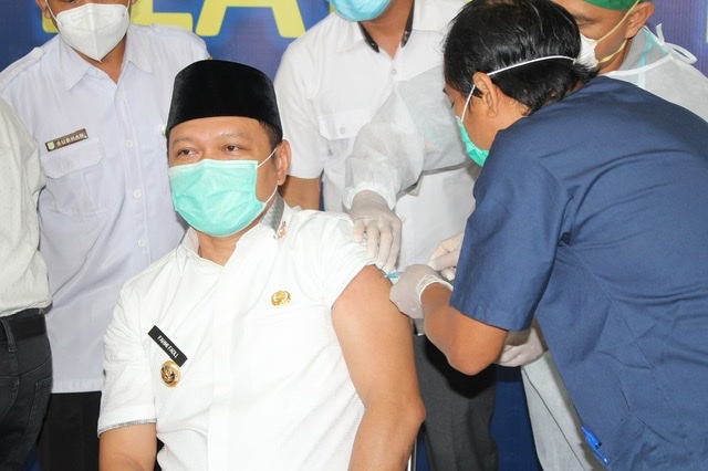 Selain 3 T, Bupati Fahmi Minta Diskes Kebut Vaksinasi